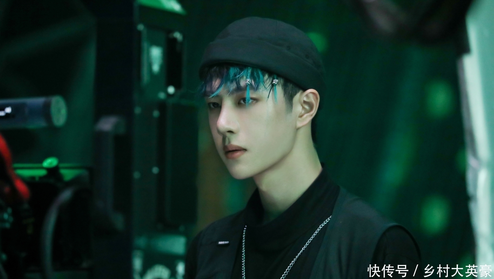 榜单|肖战各榜单第一,“跟屁虫”王一博人气下落