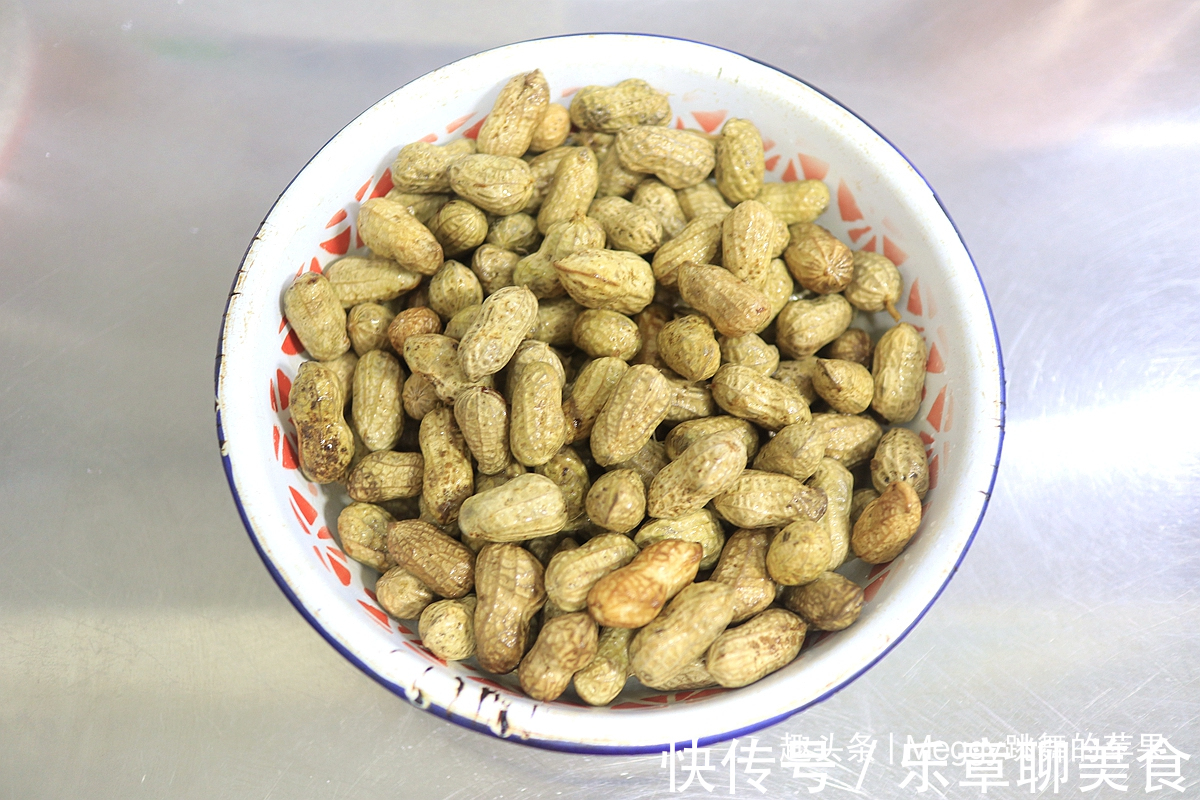 浸泡|夏天最爱的卤花生，直接冷水下锅煮就错了，多一步香糯入味