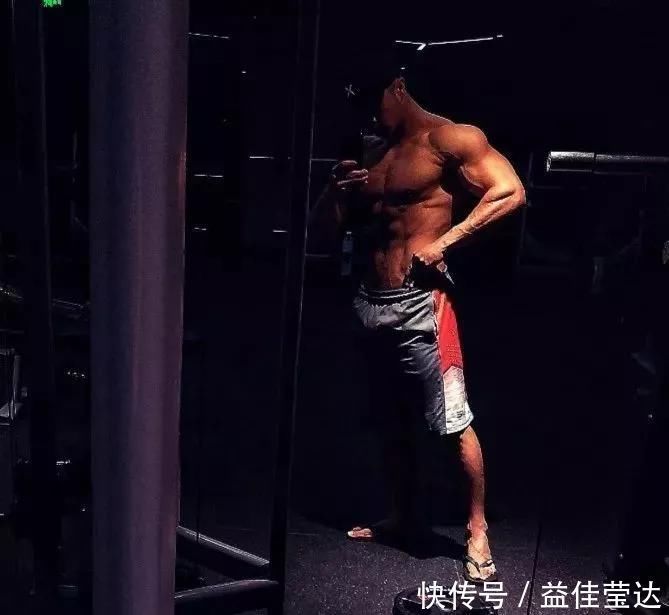 肌肉男|男人练成什么样，最吸引女生注意力？哈哈哈，网友真相了！