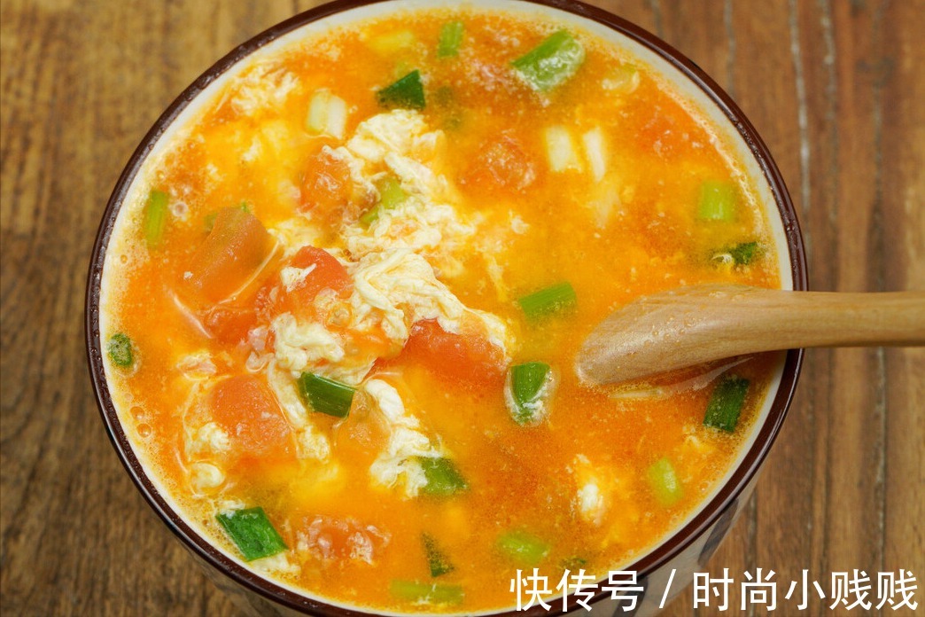 丝瓜蛋花汤|做蛋花汤,切忌水开直接倒蛋液,多做1步骤,蛋花漂亮,香浓好喝