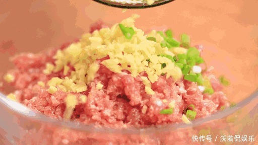 调料|饭店不外传的调饺子馅诀窍,没有复杂工序和调料,肉馅鲜嫩无腥味