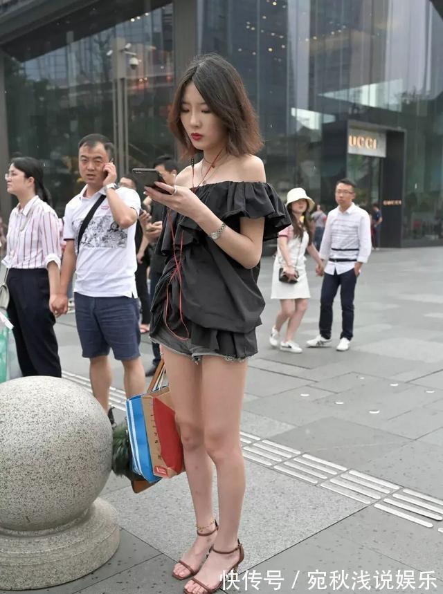 搭配 黑色时尚上衣搭配黑色经典短裤,显高显瘦,没有腿型