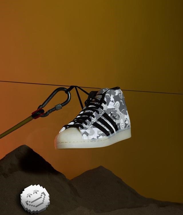 rivalry 满满街头气息!adidas推出全新笑脸迷彩系列!