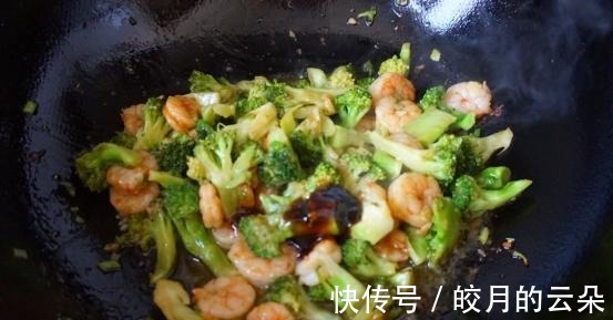 玉米淀粉|在家做蒜蓉虾仁西兰花,蒜香浓郁,可口清爽!