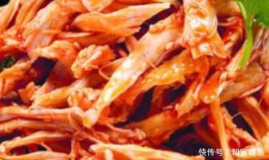 每一口孩子都吃的好满足,肉质滑嫩不柴,撒上芝麻更香!香!香!