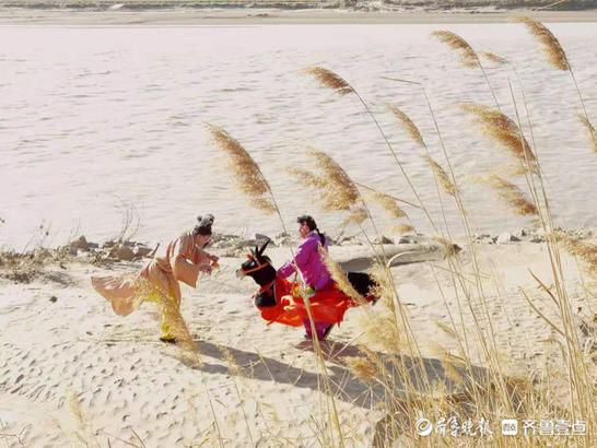 龙舞黄河边