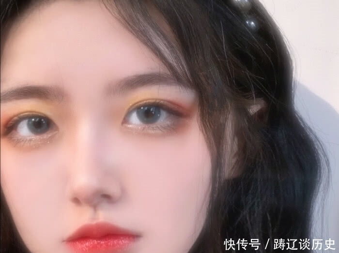 青春期女生这“3唇型”,在男生眼里“贼漂亮”,尤其第2不常见!