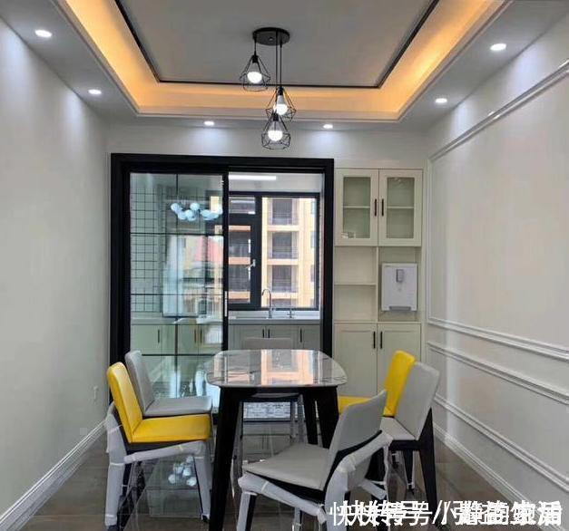 玄关|晒晒准备入住的新房,进门就被玄关迷住,一屋子灰色瓷砖太满意了