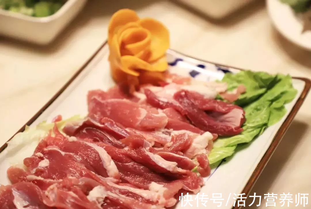 羊肉|秋天吃羊肉是养生佳品，还是心血管疾病的诱因？羊肉站起来了