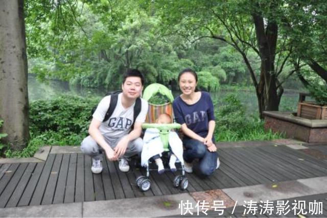 母乳|女子地铁上喂母乳,旁边男子指责不体面,女子回怼令人陷入沉思