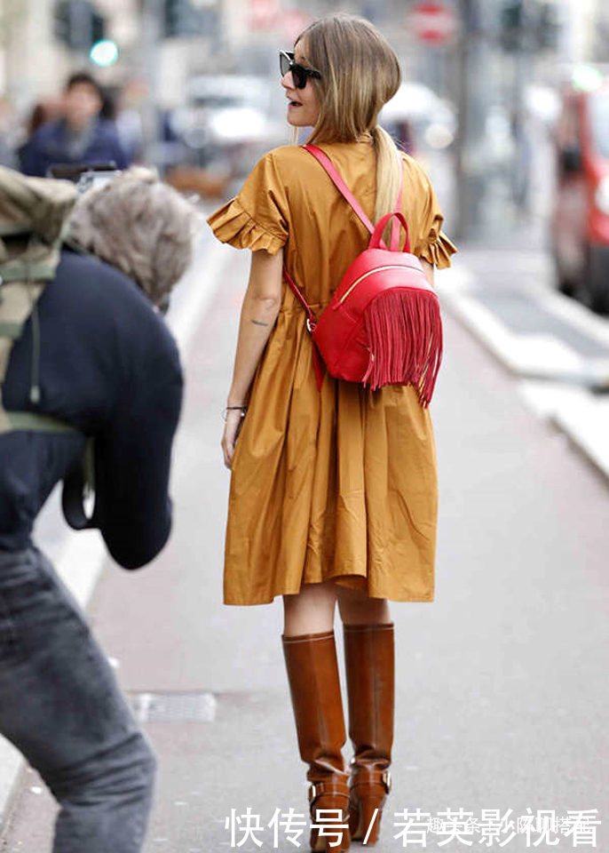 40岁女人背包包,3类包包要少用,上不了台面又很丢面子