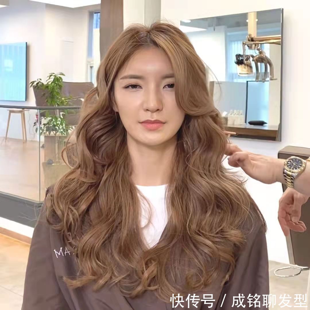 波纹 最近很火的五款发型,剪完颜值气质立马飞升,准备换发型建议收藏
