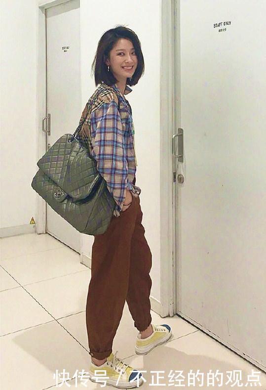 口袋包早就不吃香了,今年是这5款“大包”的天下!洋气又实用