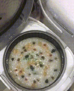 |搞笑GIF：今天给大家来个街头篮球， 是不是感觉很炫酷的样子？