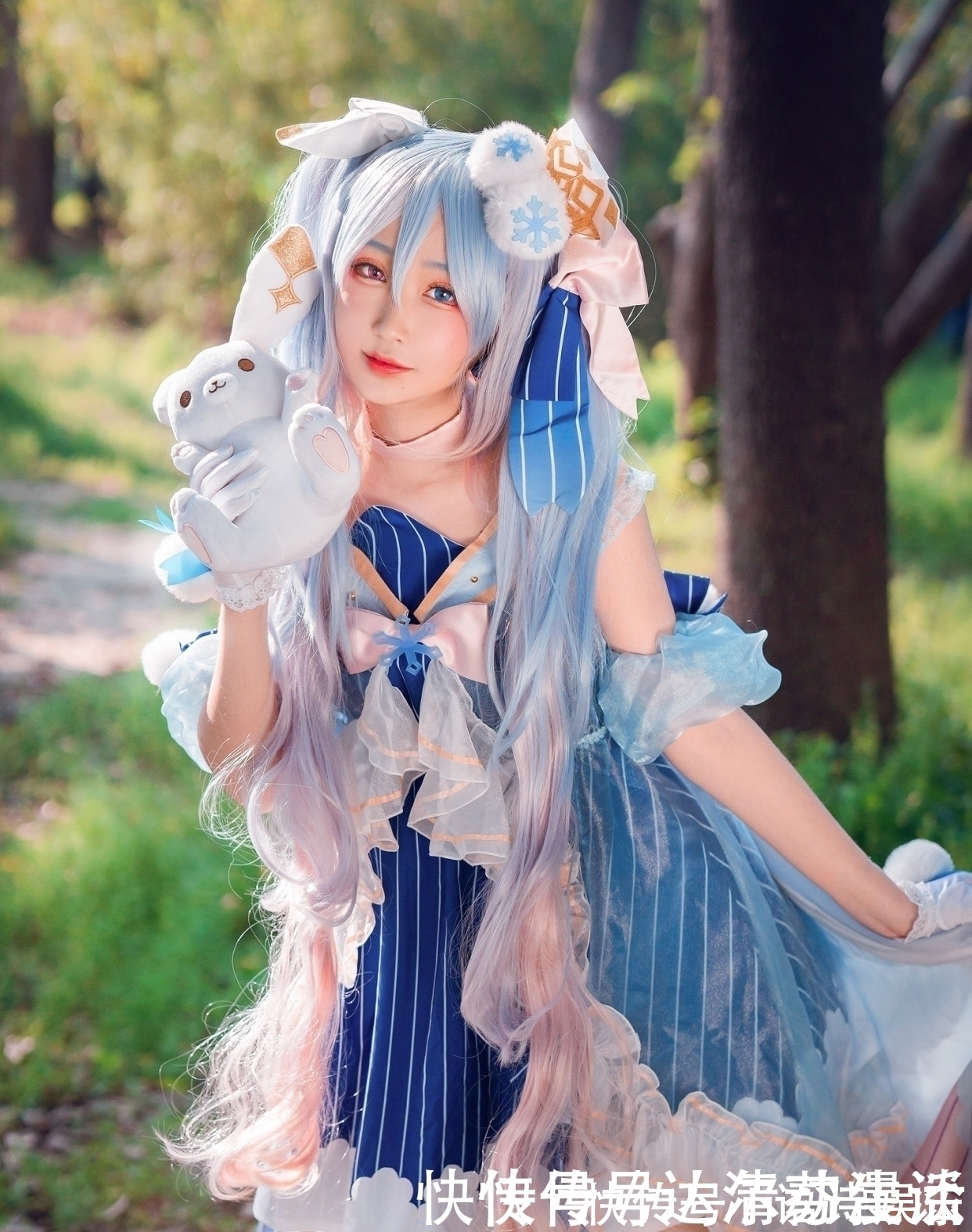 虚拟偶像|三组漂亮妹子COS的人气虚拟偶像“初音未来”还原度相当不错