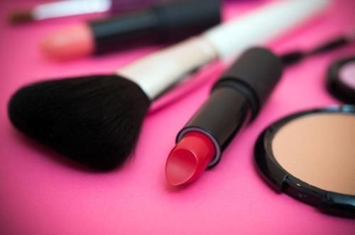 小慧|怀孕后这4种物品可能会伤害胎宝,妈妈自查下,自己卧室有没有