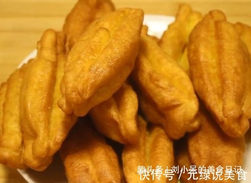 不放水,不用擀,鸡蛋,牛奶就能做出酥脆的油条,全家老少都爱