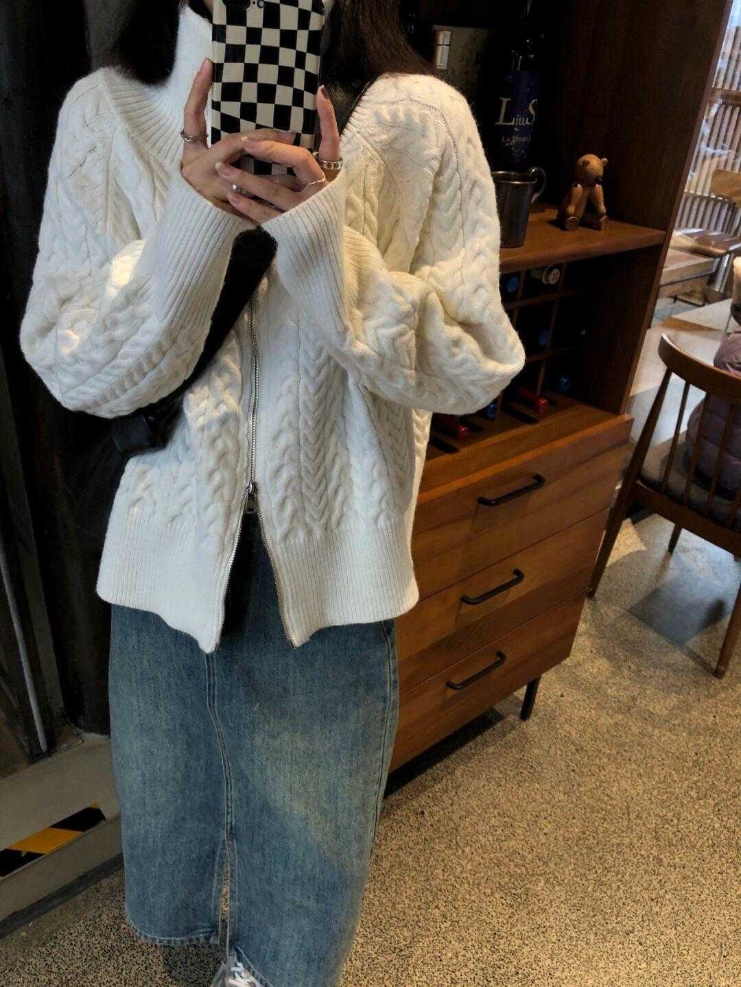 针织|早春不知道怎样穿?针织毛衣+半身裙是顶配,学会再也不用发愁了