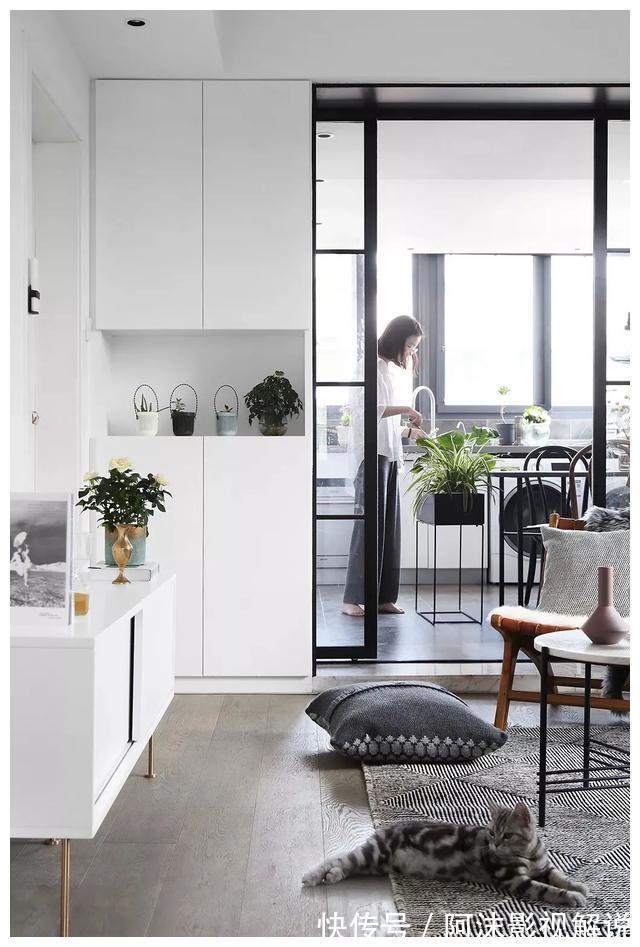 次卧|女生把70㎡顶楼户型，打造成舒适阳光美宅，充满了居住智慧！