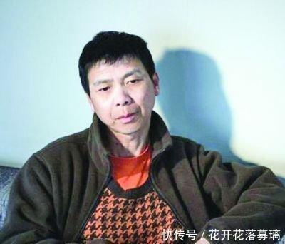 冯小刚|于秀华写了一首诗来表达冯小刚,整首诗由四个字组成,李健