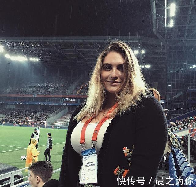 健身|俄罗斯大码健身达人，曾为奥运会举重冠军，凹凸身材曲线感十足