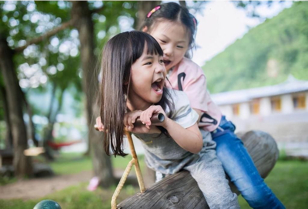 产检|孕妈十次产检,医生每次都说胎儿正常,娃出生后妈妈差点哭瞎双眼