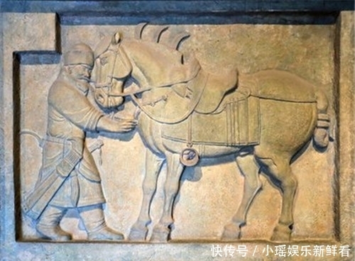 92岁老人无子女,自己花26万建“活人墓”,在墓中设置重重机关!