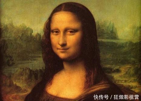 小姐姐给90岁奶奶化妆，看到正脸那一刻，网友：蒙娜丽莎？