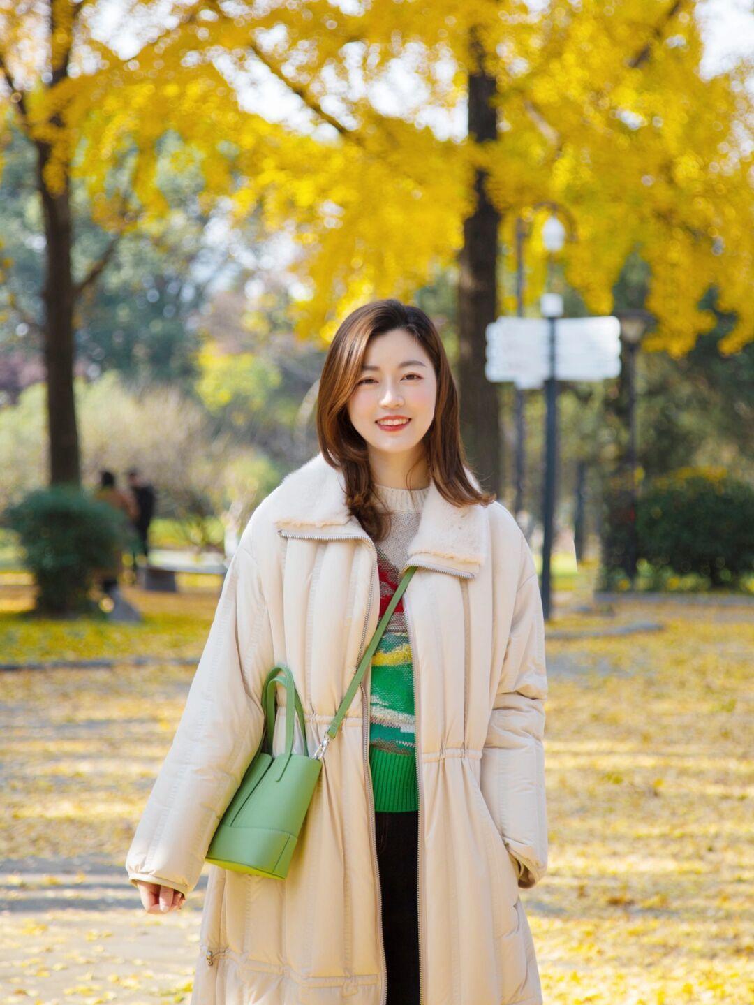 保暖性 冬天羽绒服怎么穿保暖又时髦?这些搭配示范高级又百搭,谁穿都美