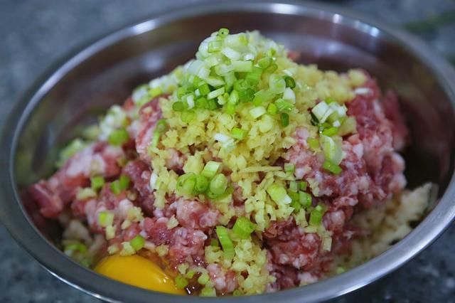 藕丁|三伏天吃莲藕，教你3种不同的做法，开胃爽口入味，上桌瞬间光盘
