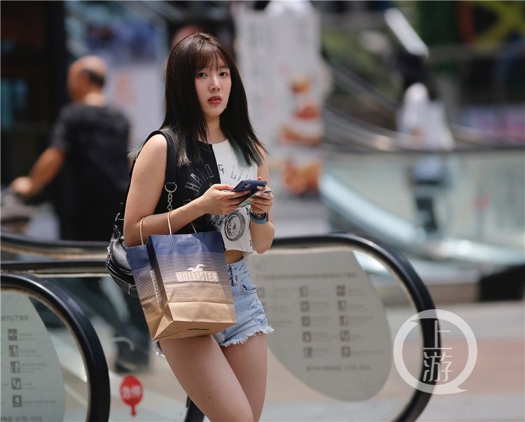 重庆|夏日炎炎重庆美女清凉出行