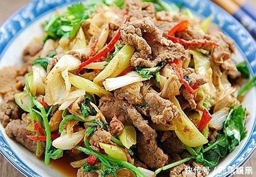 香嫩又不失嚼劲的家常菜,端上桌满屋飘香,让人食欲大增,好吃