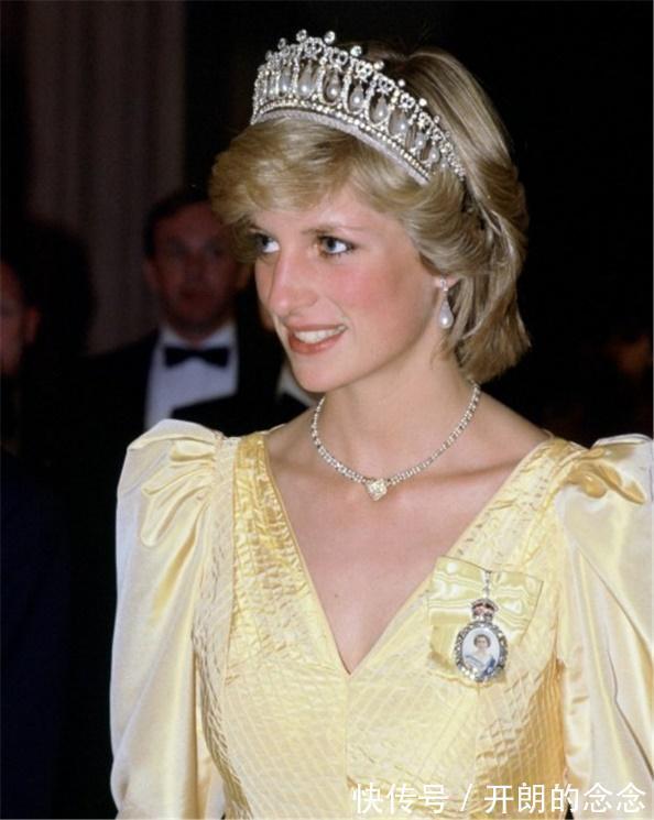威廉王子 戴安娜婚戒平淡无奇,卡米拉婚戒是无价之宝,查尔斯送礼太偏心了