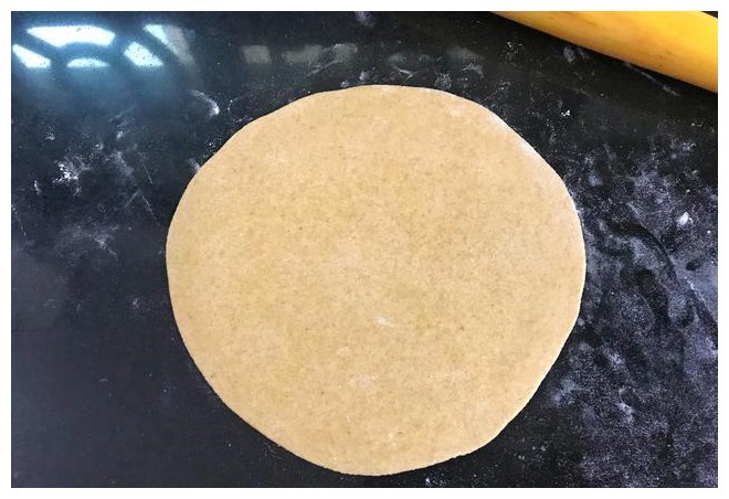 早餐饼这么做,不用发酵省时间,卷一卷,简单省事,好吃不长肉