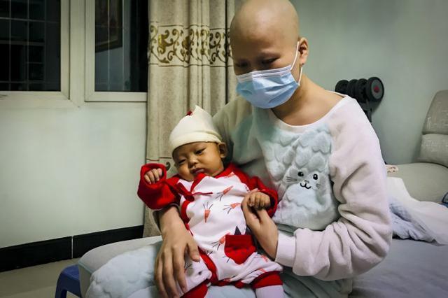 重症|漂亮孕妈得知身患重症仍冒死产子,孩子出生后老公懵了先救谁