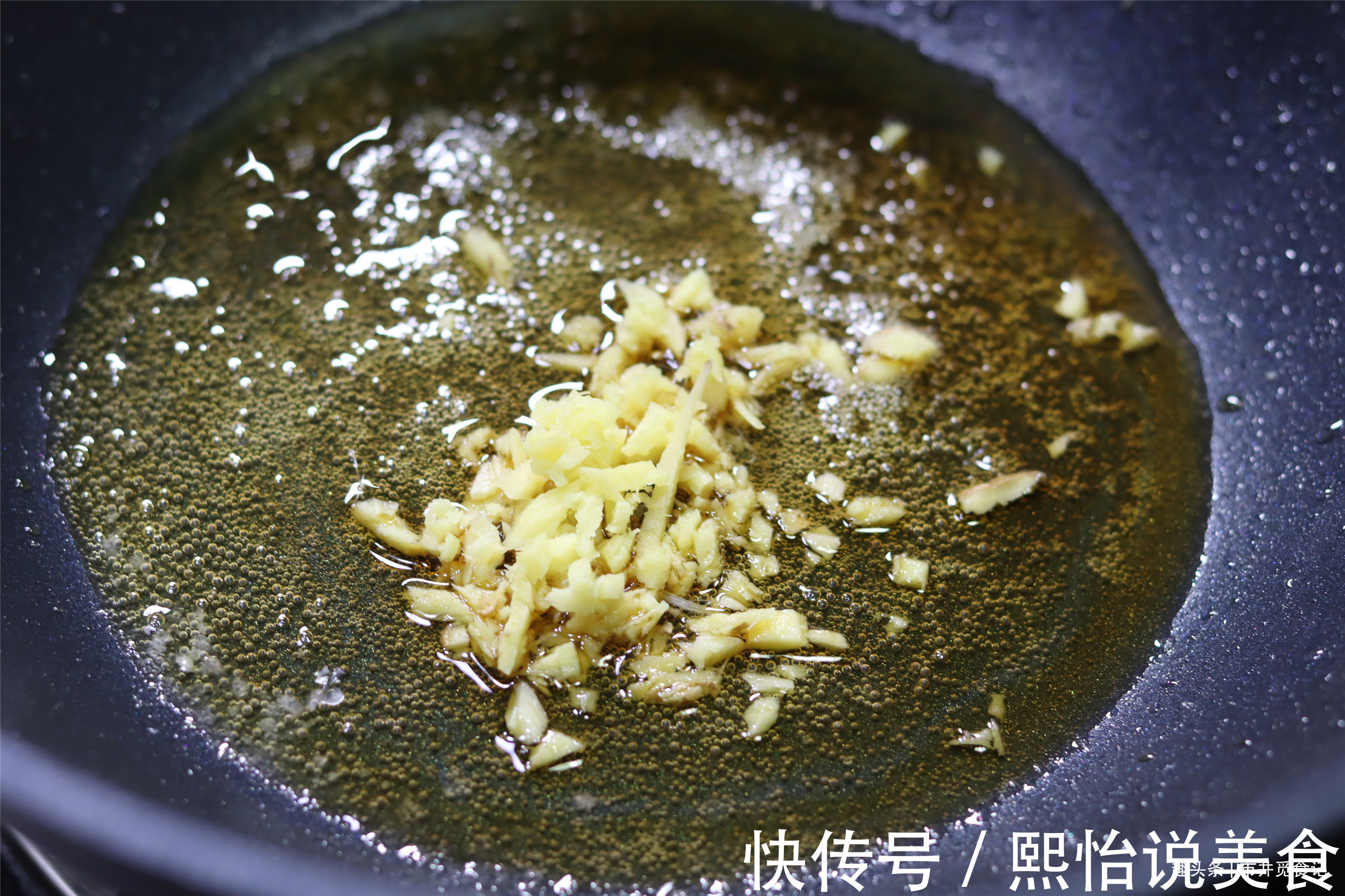 做京酱肉丝，用对3样调味料，步骤照着做，简单一炒都能很成功