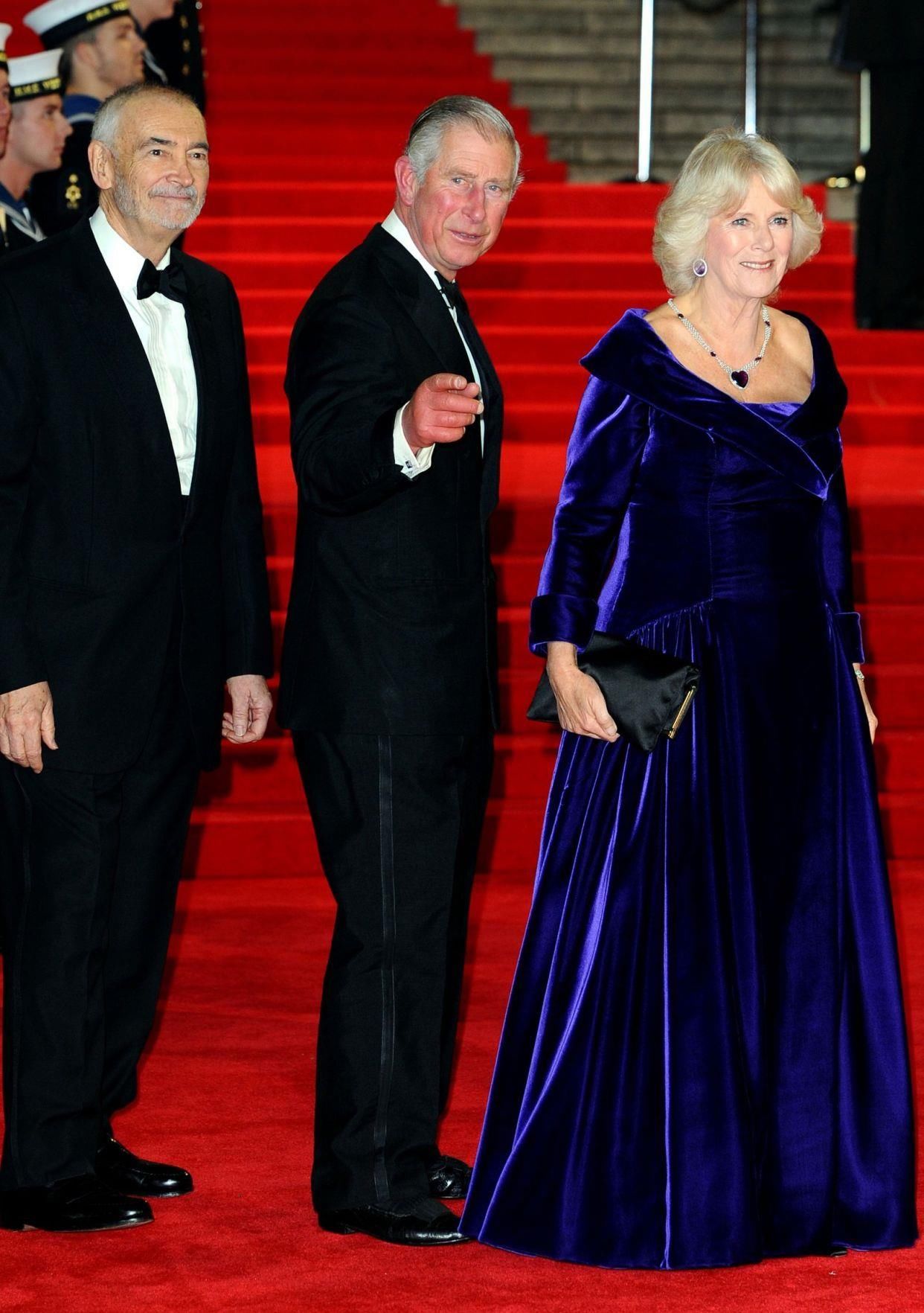 英女王借给卡米拉的项链，曾尘封了将近90年，后者也只戴过一次