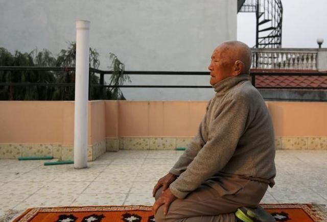 令人吃惊|95岁老人脸上无老年斑,精神状态比30岁时还好,养生方令人吃惊