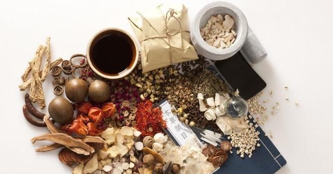 常见伤肝的中药;艾叶、野百合都在其中,赶紧看看吧!可别乱用了