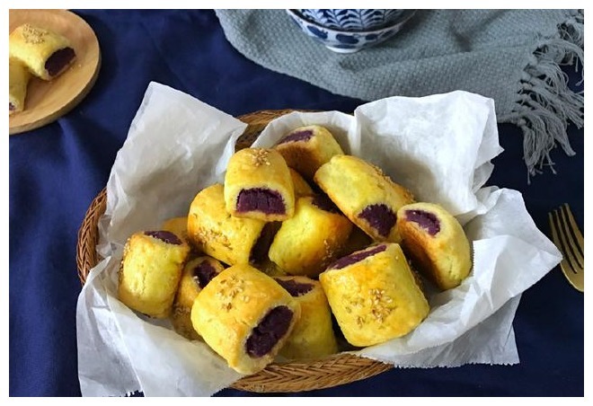 烘焙新手都能做的小甜点,揉一揉就好,酥松香甜,一口一个好过瘾