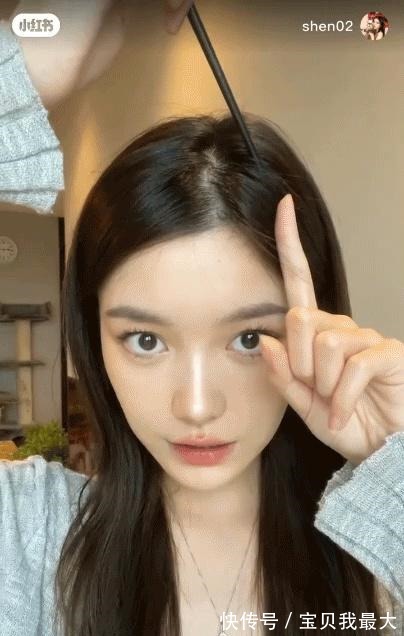 鲨鱼 别再披头散发了！这3个发型够美够撩人，清凉显脸小