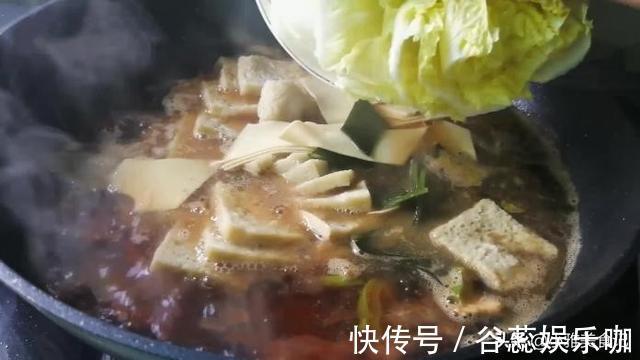 土豆粉|大烩菜怎么做才好吃,原来诀窍这么简单,一做一锅,全家爱吃