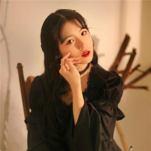 特征|“越长越丑”的女生,多数会有这“3个特征”,全不中是个“幸运女孩”