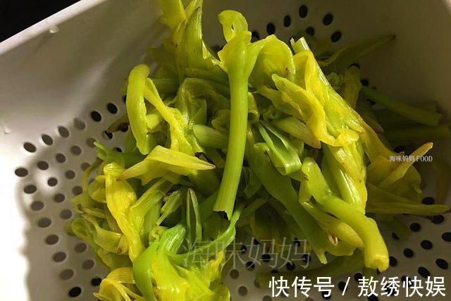 v认证|吃这菜不焯水不行,没浸泡2小时不能吃,但很多人却抢着吃