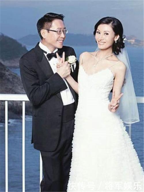 富商|李嘉欣十八岁艳名远扬,玩转才子富商,嫁入豪门后被嘲不如从前