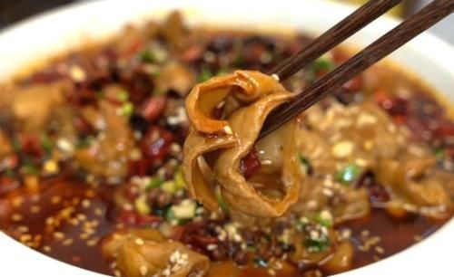 猪大肠|每年年夜饭，必做这道“麻辣肥肠”，够劲够爽够火，下酒又下饭