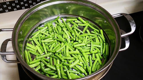 要点|炒豆角时,牢记“2要点”,豆角不变色更入味,营养还不流失,香