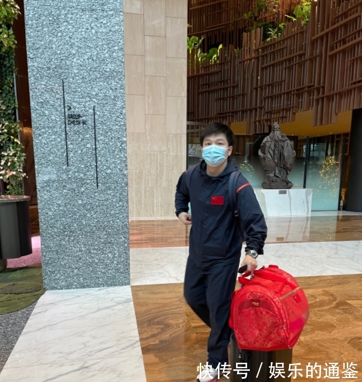 球迷|真有钱!樊振东大方请球迷吃火锅,自掏腰包!我想当他粉丝啊!