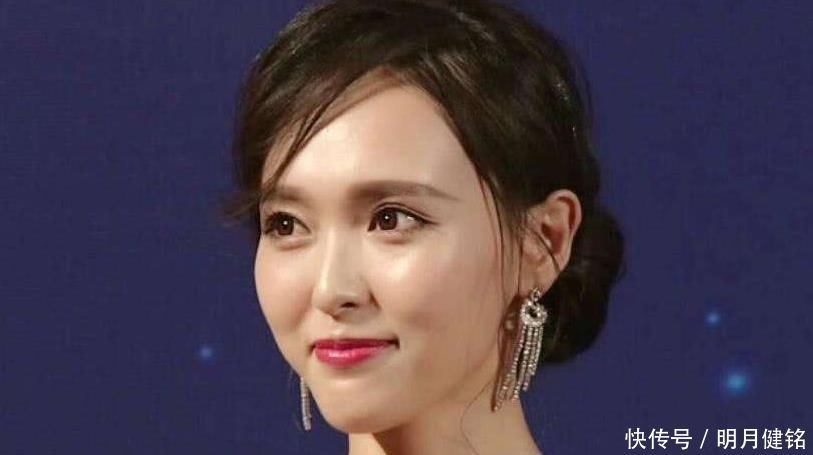 法令纹|被公认最显老的4种皮肤状态,化妆也很难遮盖,第1个我就中了