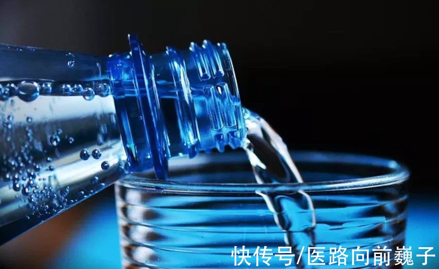 蔬菜|这5种水，都不建议喝，竟然包括饮水机里的水……